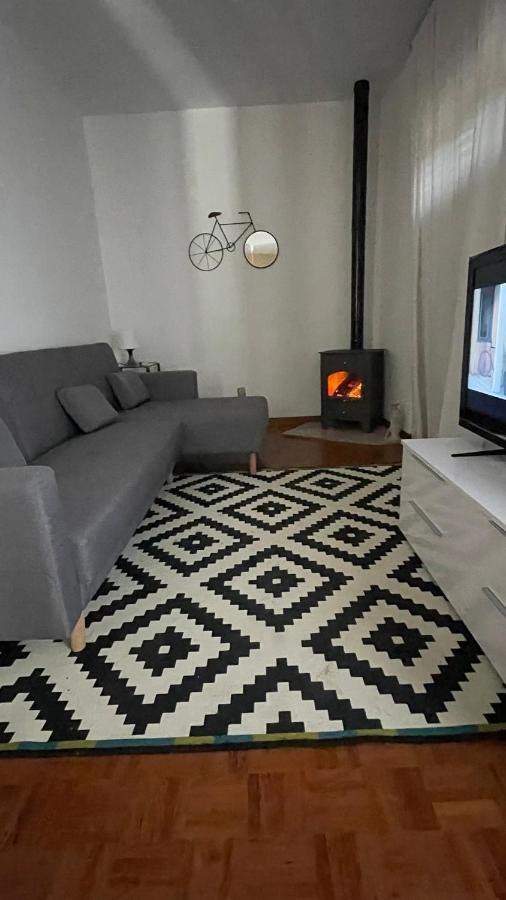 Casa 2 Gallos * Ourense